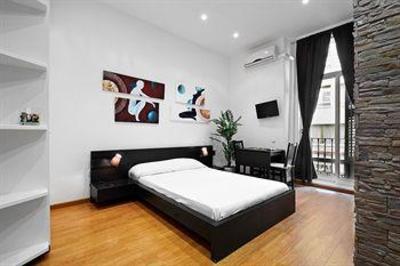 фото отеля Apartamentos Arenal Madrid