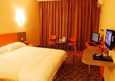 фото отеля Zhuji Sunshine Express Hotel Nanmen
