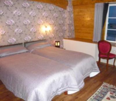 фото отеля La Cameline Guest House Plougasnou