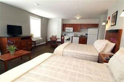фото отеля Crescent Suites Hotel