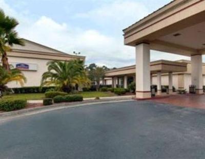 фото отеля Howard Johnson Inn Airport North Charleston