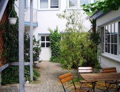 фото отеля Hotel Zum Strand
