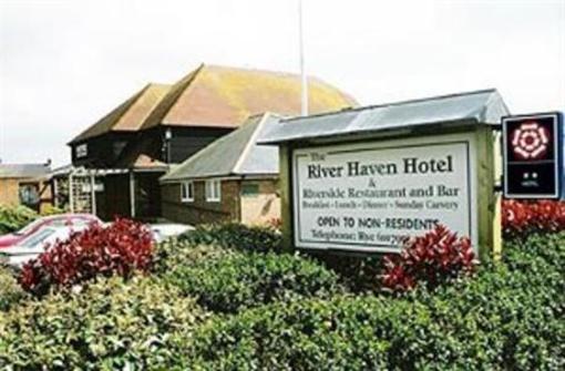 фото отеля River Haven Hotel