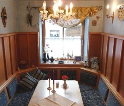 фото отеля Hotel Garni Pension Zur Krone