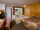фото отеля Rocky Mountain Ski Lodge Canmore