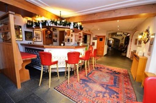фото отеля Hotel Aquila Nera - Schwarzer Adler