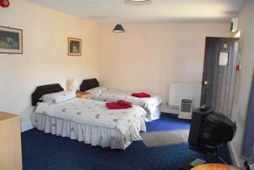 фото отеля Crown Hotel Royal Wootton Bassett