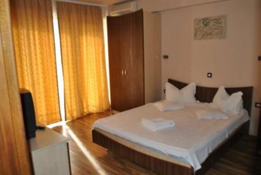 фото отеля Hotel Adriano Eforie