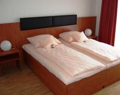 фото отеля Centrum fur Freizeit und Kommunikation Nichtraucherhotel