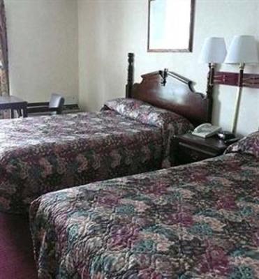 фото отеля Deluxe Inn Lumberton