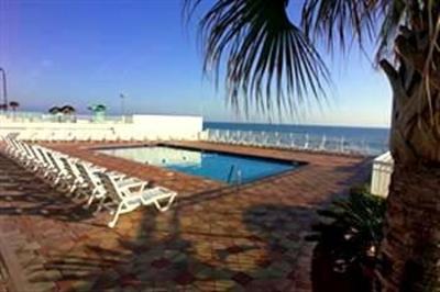 фото отеля Tropical Winds Oceanfront Hotel