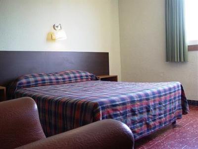 фото отеля Hostal El Callejón Tarragona