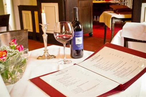 фото отеля Hotel Restaurant Knechtstedener Hof