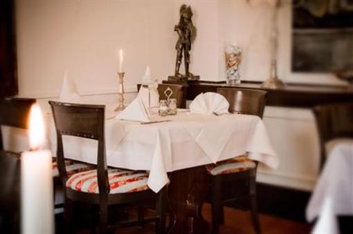 фото отеля Hotel Restaurant Knechtstedener Hof