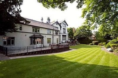 фото отеля Lyndhurst & Erlscote Serviced Apartments