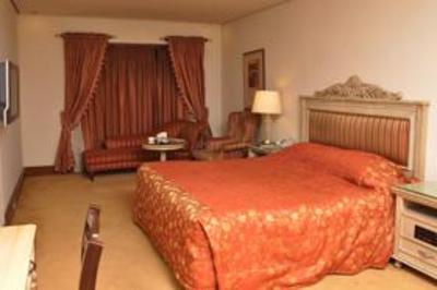фото отеля Regency Inn Hotels