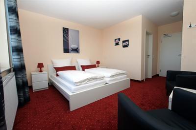 фото отеля Hotel Und Restaurant Grosser Krug