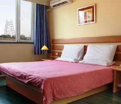 фото отеля Home Inn (Wuhan Liudu Bridge)