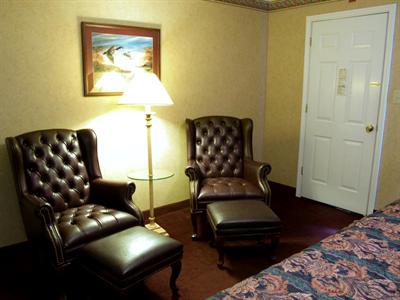фото отеля Americas Best Inn Dalton