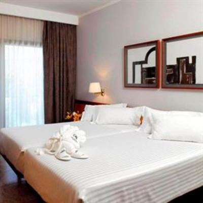 фото отеля Ciudad De Castelldefels Hotel