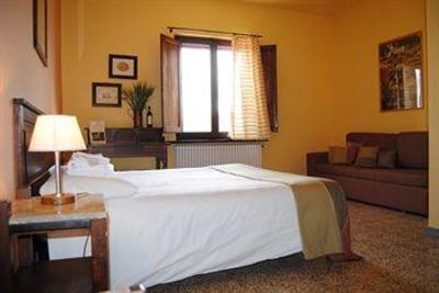 фото отеля Fattoria Voltrona Hotel San Gimignano