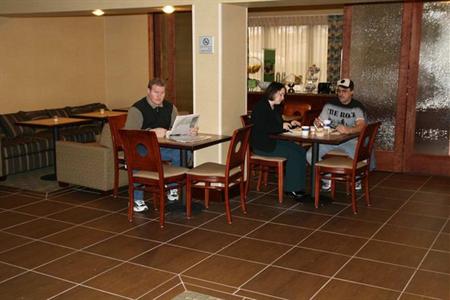 фото отеля Hampton Inn Seattle Airport