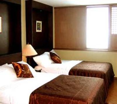 фото отеля Regal Business Park Hotel