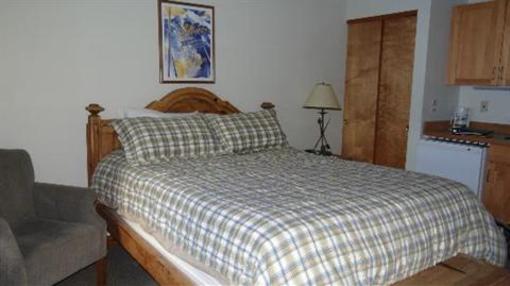 фото отеля Kintla Lodge Whitefish