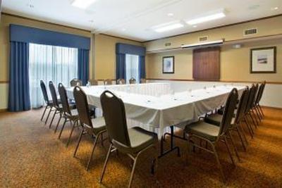 фото отеля Country Inn & Suites Pineville