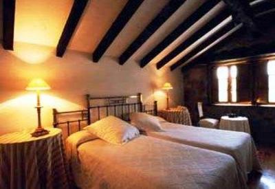 фото отеля Hotel Casona Torre de Quijas Reocin