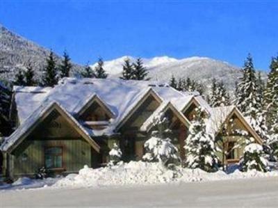 фото отеля Whistler Alpine Chalet Retreat & Wellness
