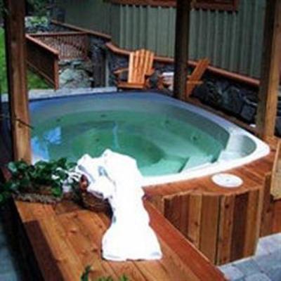 фото отеля Whistler Alpine Chalet Retreat & Wellness