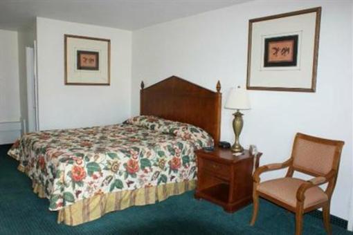 фото отеля Hwy. Express Inn & Suites Thatcher
