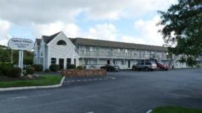 фото отеля Yankee Village Motel West Yarmouth