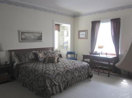 фото отеля Farrell House Lodge