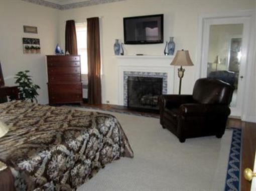 фото отеля Farrell House Lodge