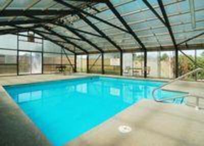 фото отеля Executive Inn & Suites Bowling Green