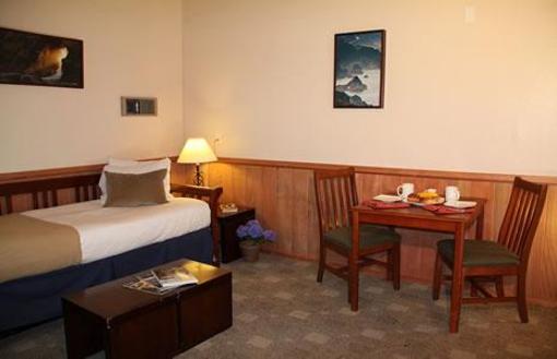 фото отеля Big Sur River Inn