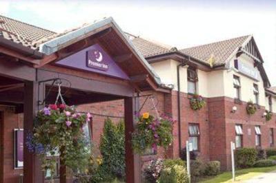 фото отеля Premier Inn Glasgow Bellshill