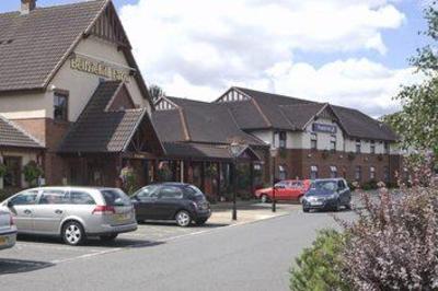 фото отеля Premier Inn Glasgow Bellshill