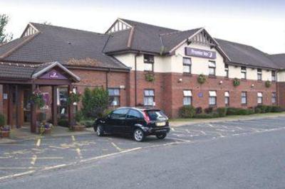 фото отеля Premier Inn Glasgow Bellshill