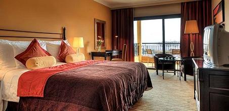 фото отеля Corinthia Hotel St. Georges Bay