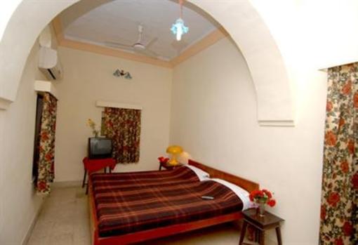 фото отеля Hotel Jaswant Bhawan