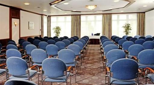 фото отеля Hotel Columbus Seligenstadt