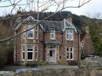 Dunmor House
