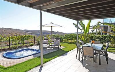 фото отеля Salobre Villas Los Dragos