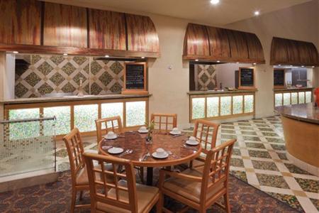 фото отеля Crowne Plaza Torreon