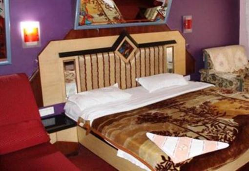 фото отеля Hotel Sarkar Palace