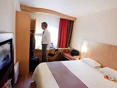 фото отеля Ibis Dijon Centre Clemenceau