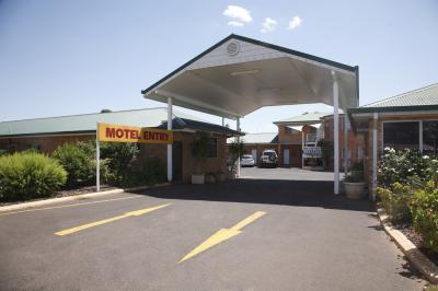 фото отеля Across Country Motor Inn